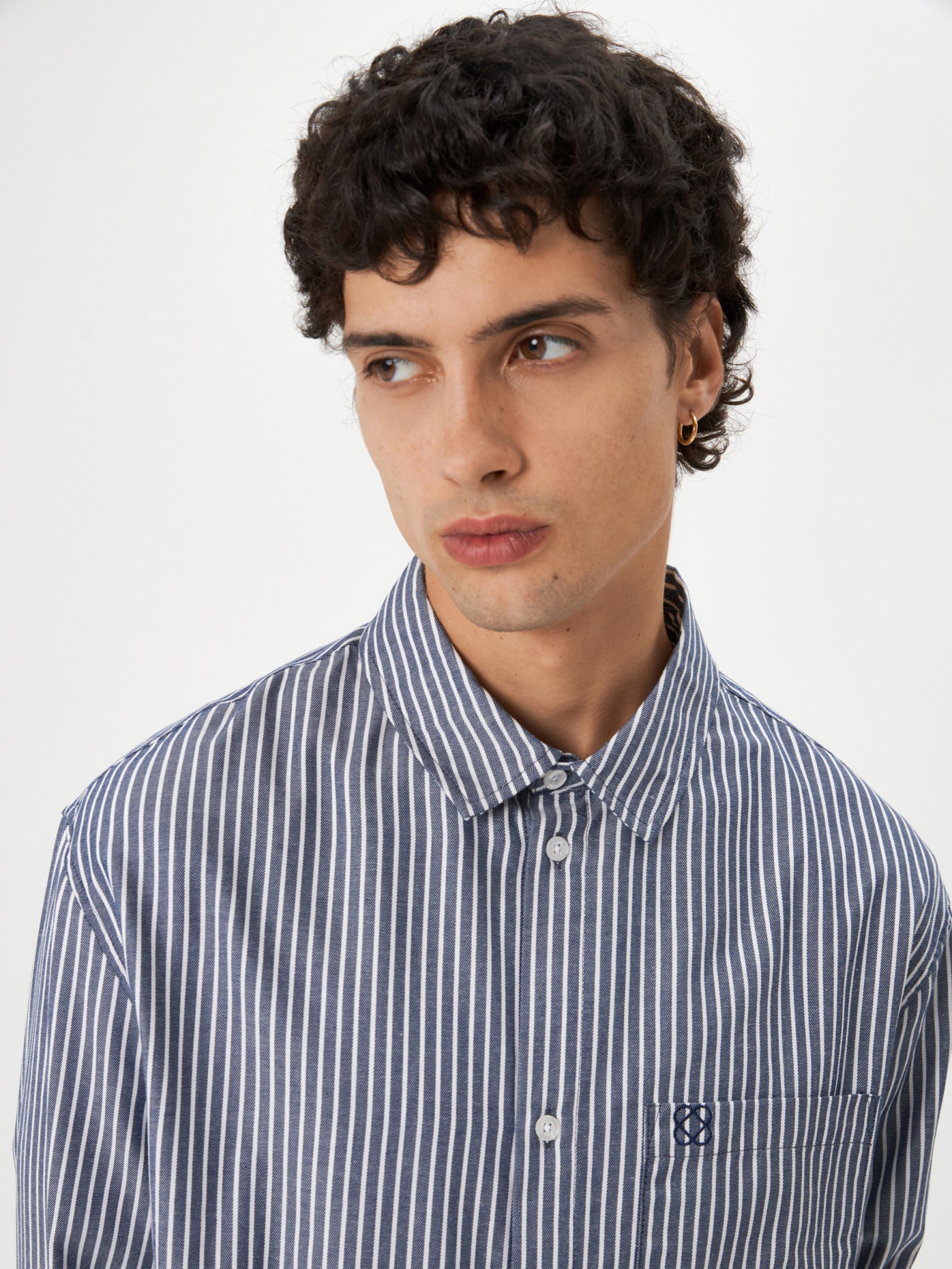 10100280009 Сорочка верхняя муж. Eric темно-голубой