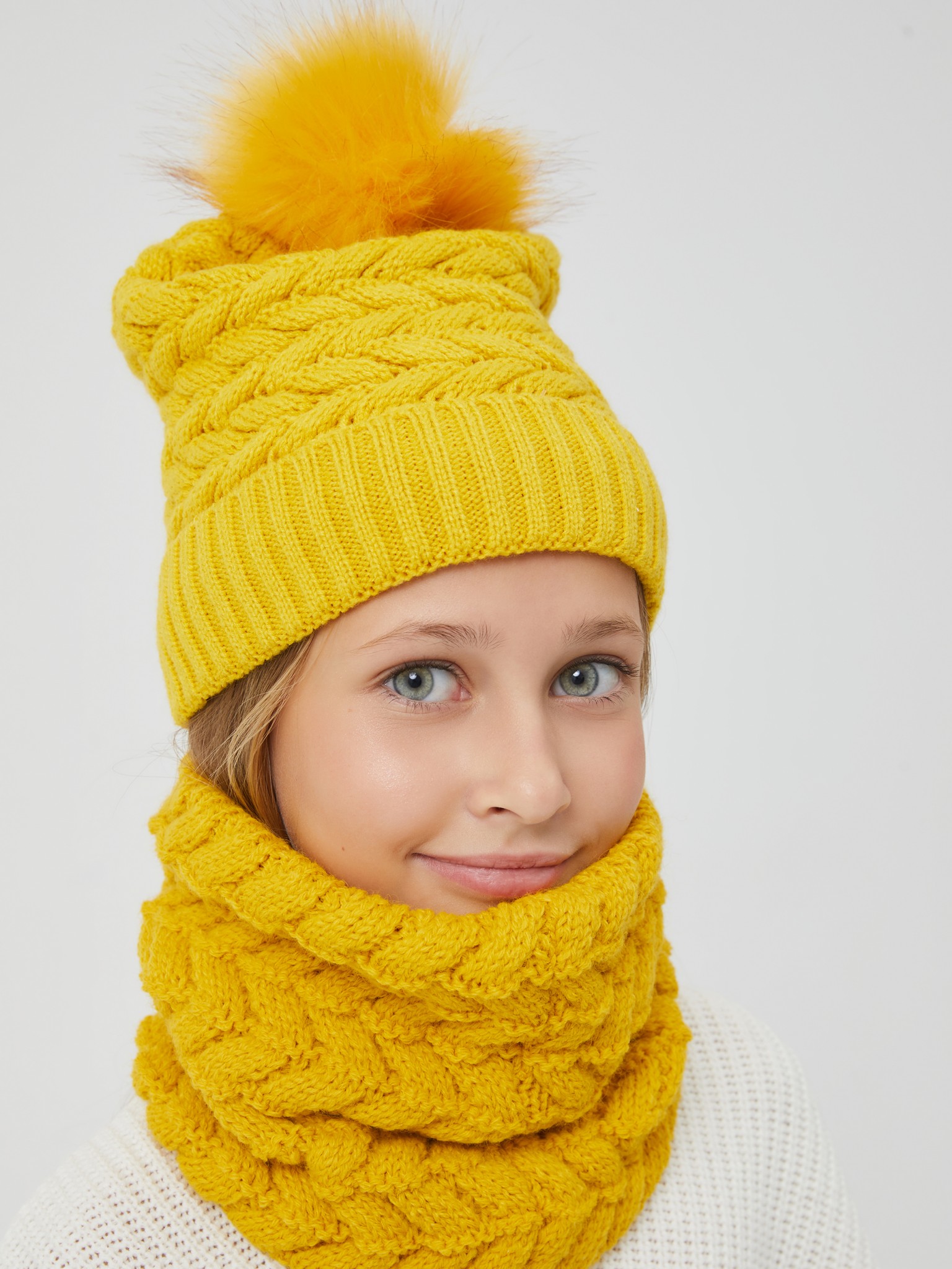 20236400168 Шапка детская для девочек Melissa желтый