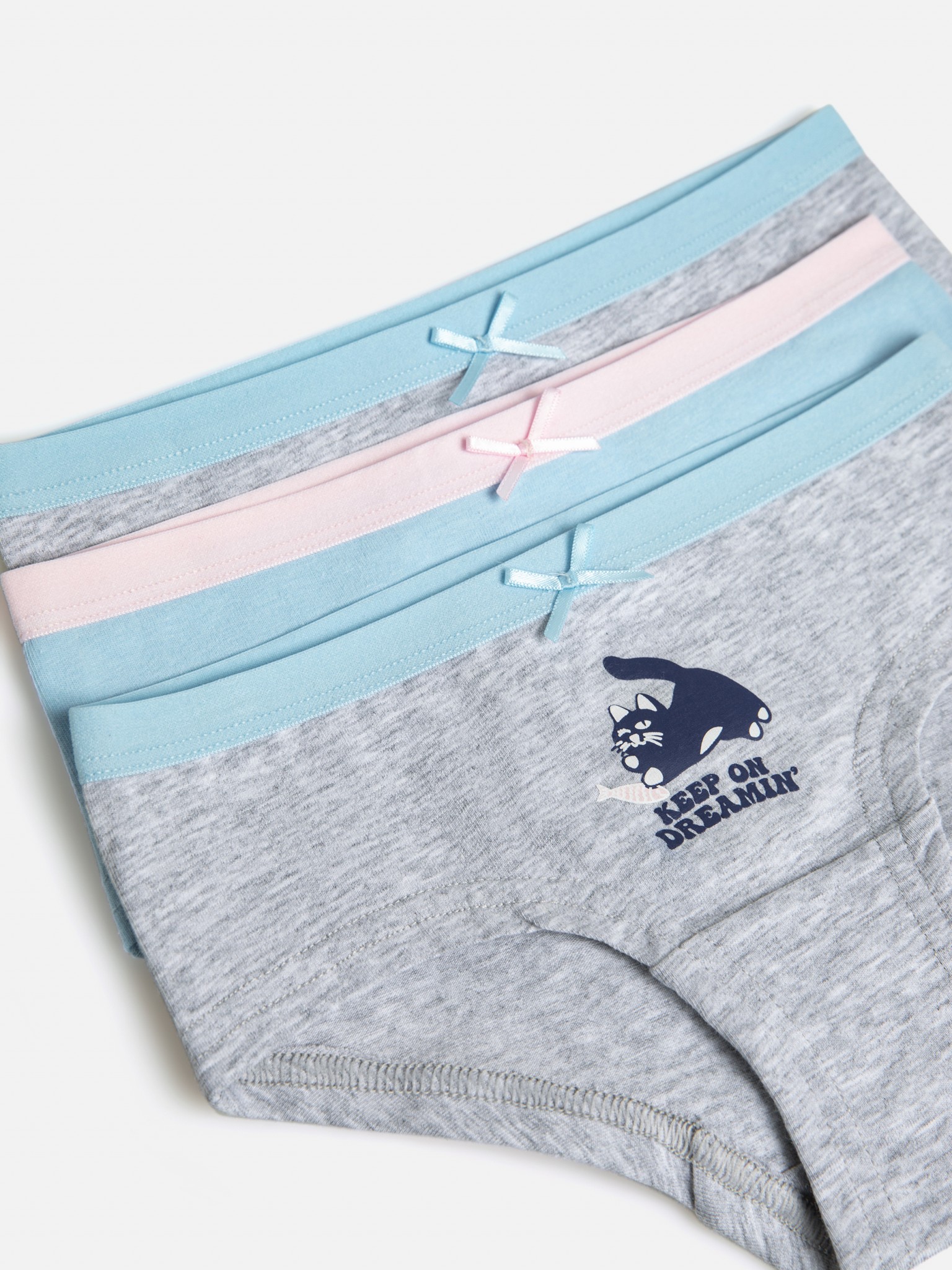 20234120009 Трусы детские для девочек в наборе из 3шт Betann цвет в ассортименте