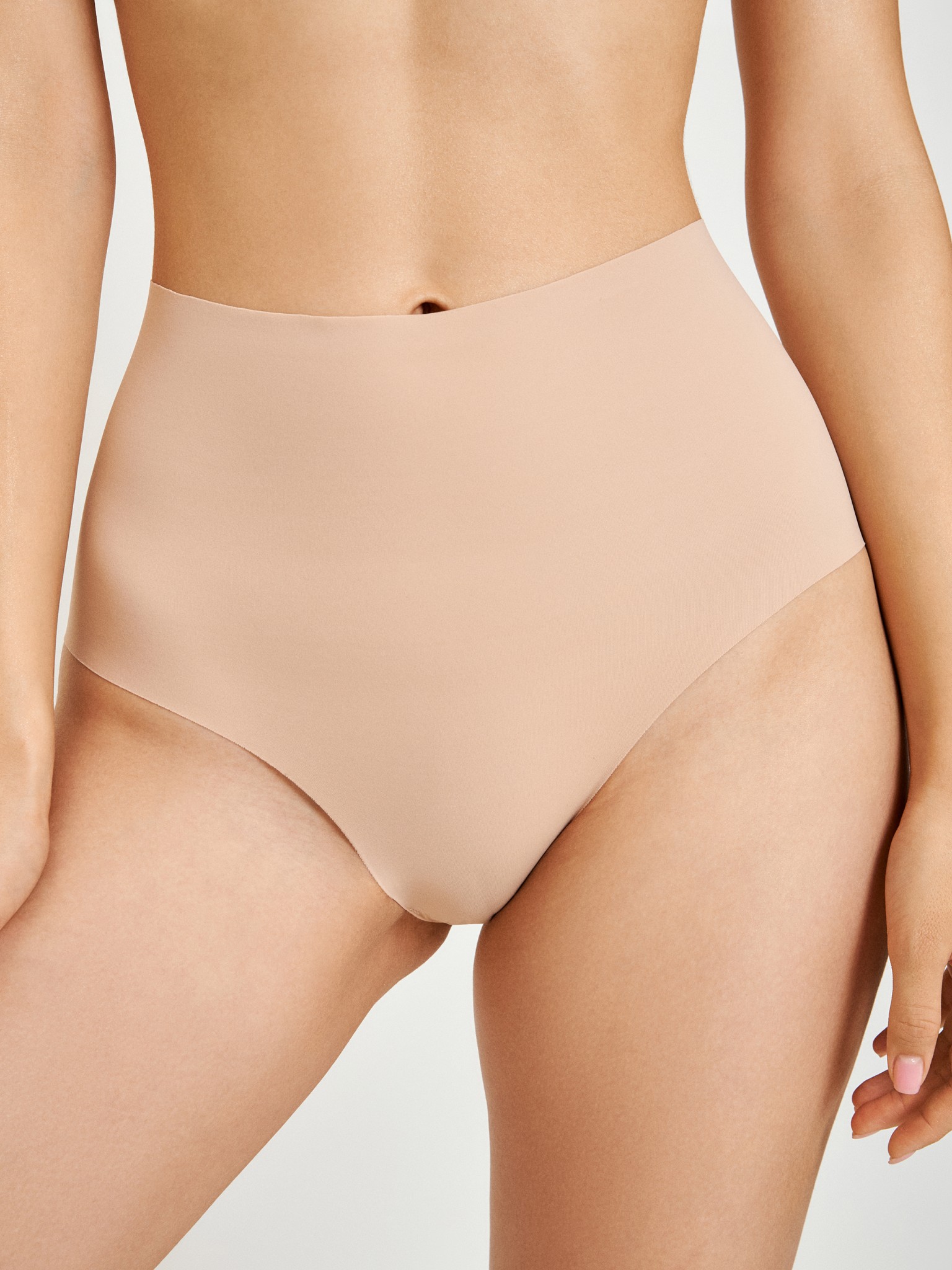 31204121849 Трусы жен. с высокой талией Tess бежевый