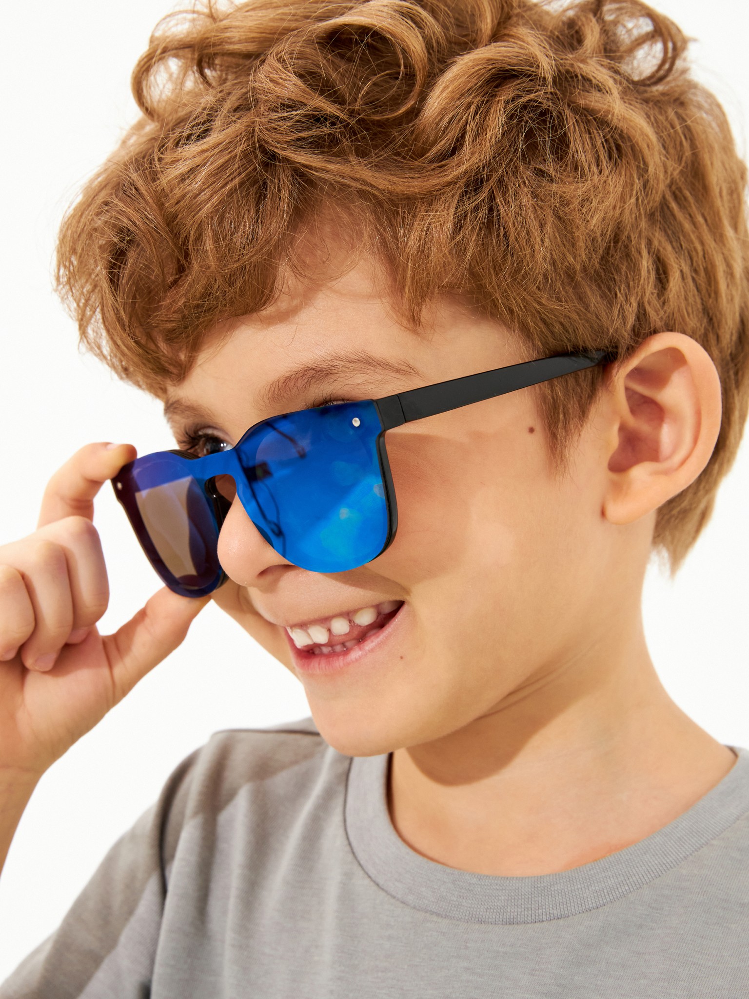 20106500049 Очки солнцезащитные детские Bofin цветной