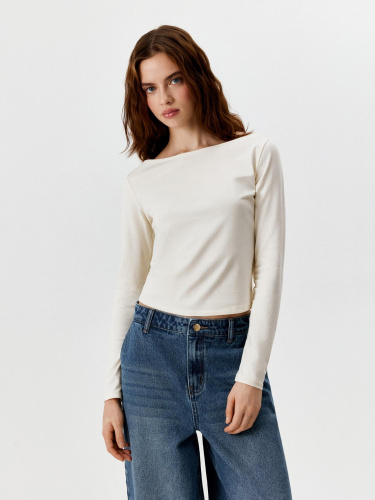 10200150070 Джемпер жен. Ausse крем